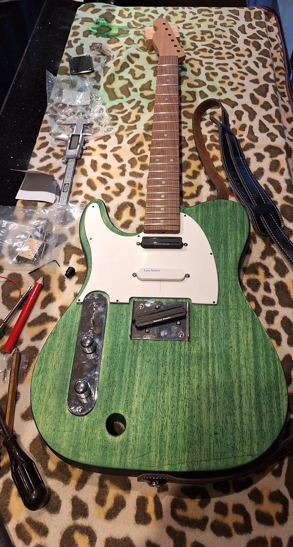 Cursus Elektrische gitaar bouwen - voorgeshaped editie - Image 4